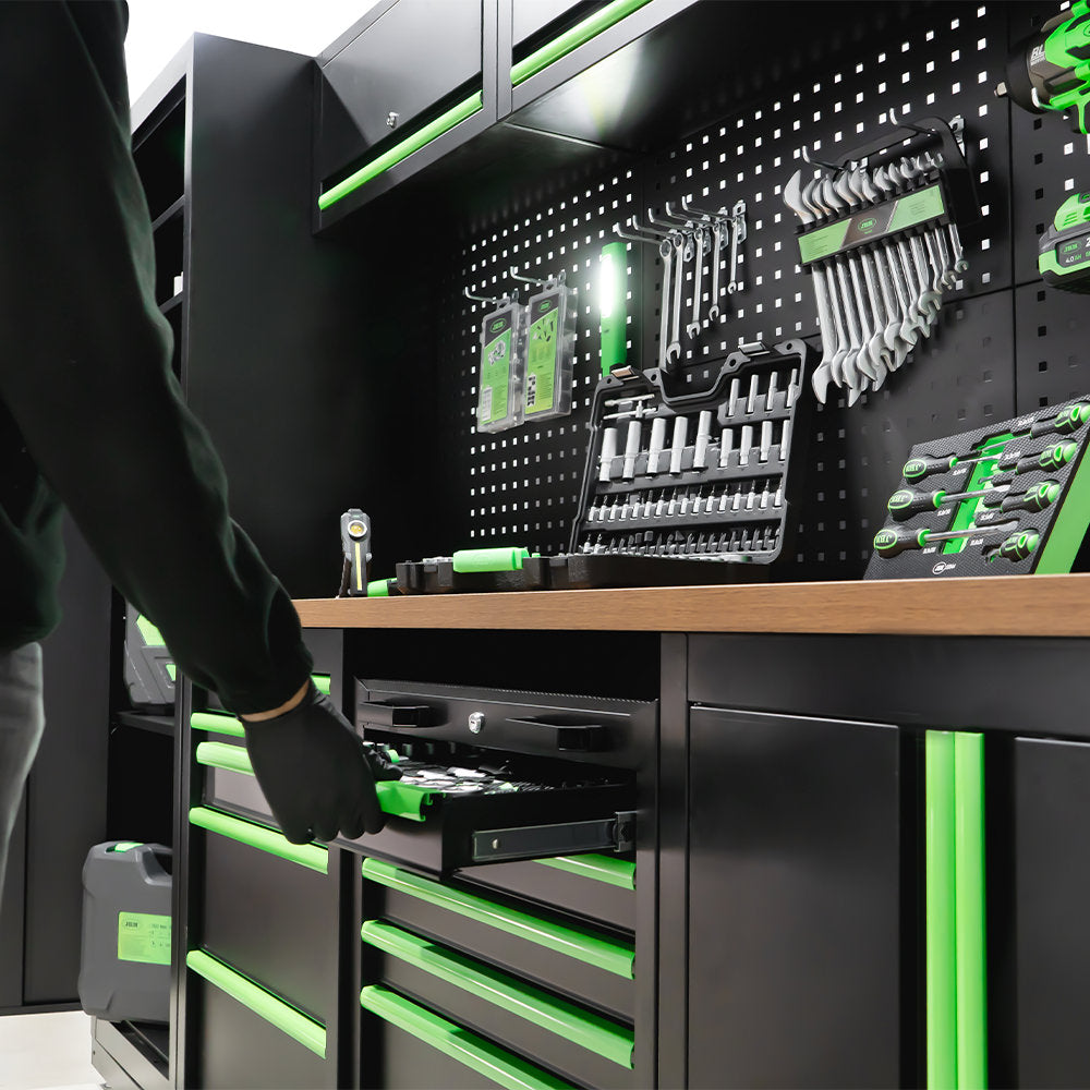 SET DI MOBILI COMPONIBILI PER OFFICINA (18 PEZZI) + SET DI 4 MODULI DI UTENSILI IN CARBONIO EVA